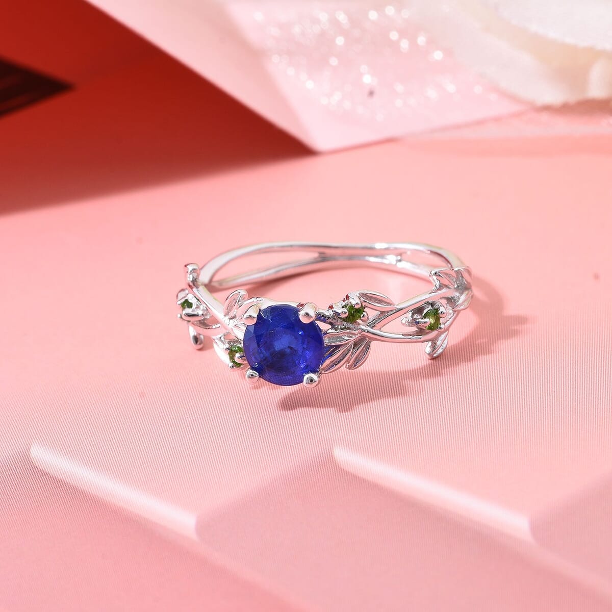 Vietnamese Cobalt Blue Spinel (DF) and Chrome Diopside 1.15 ctw Ring in Rhodium Over Sterling Silver (Size 5.0) image number 1