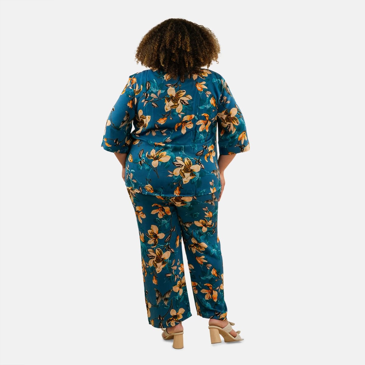 TAMSY Blue Floral 2 Piece Lace Top and Pant Set - M/L image number 1