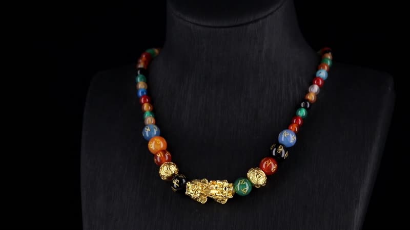 Agate and Black Obsidian Feng Shui Beaded Pixiu 210.00 ctw Necklace 18-20 Inches in Goldtone