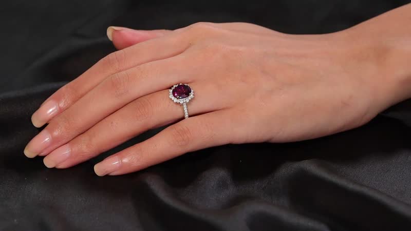 Doorbuster Certified & Appraised Luxoro 10K Yellow Gold AAA Radiant Ember Garnet, Diamond (I2) (0.52 cts) Sunburst Ring (Size 6.0) (Del. in 7-10 Days) 3.70 ctw