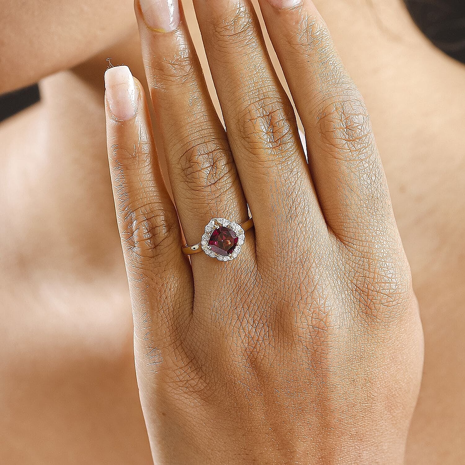 Certified & Appraised Luxoro AAA Radiant Ember Garnet and I2 Diamond 2.00 ctw Ring in 10K Yellow Gold (Size 10.0)