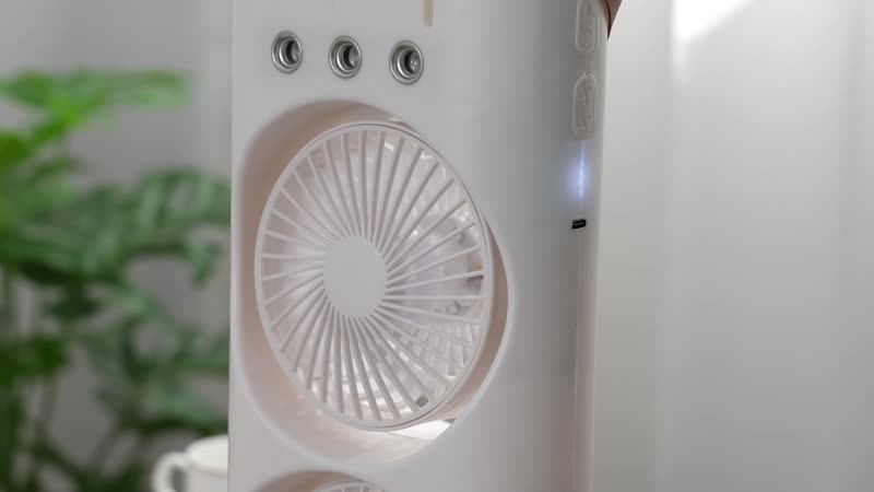 Double-ended Spray Ultra-Quiet Fan with Remote Control