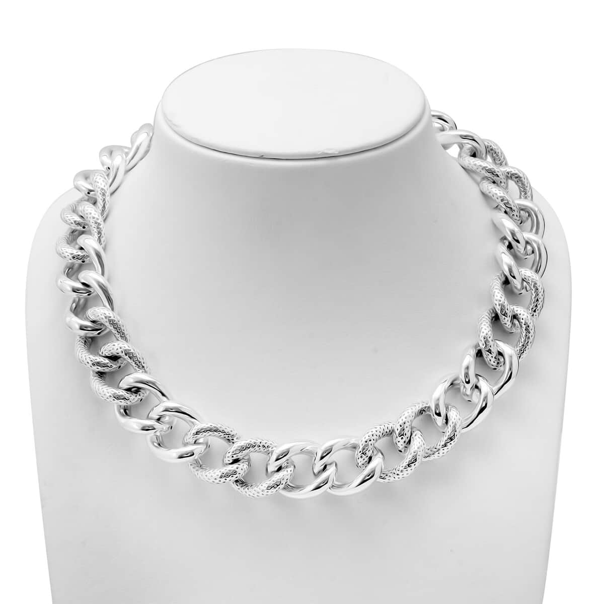 Curb Chain Necklace in Sterling Silver 20 Inches 75.40 Grams image number 1