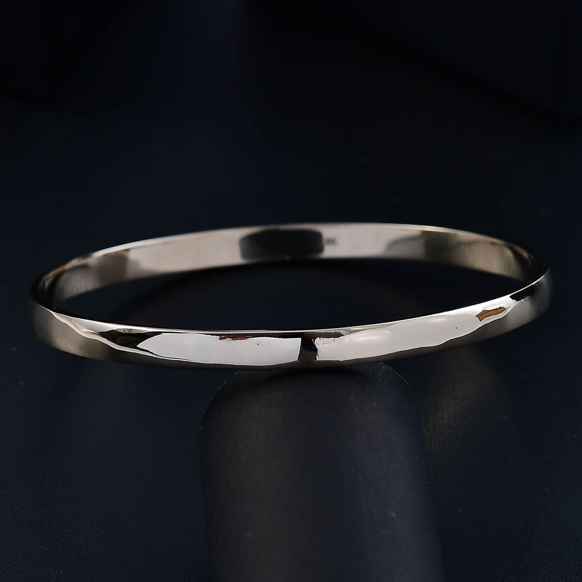 Iliana Bangle Bracelet in 18K Yellow Gold (7.25 In) 21.50 Grams image number 1