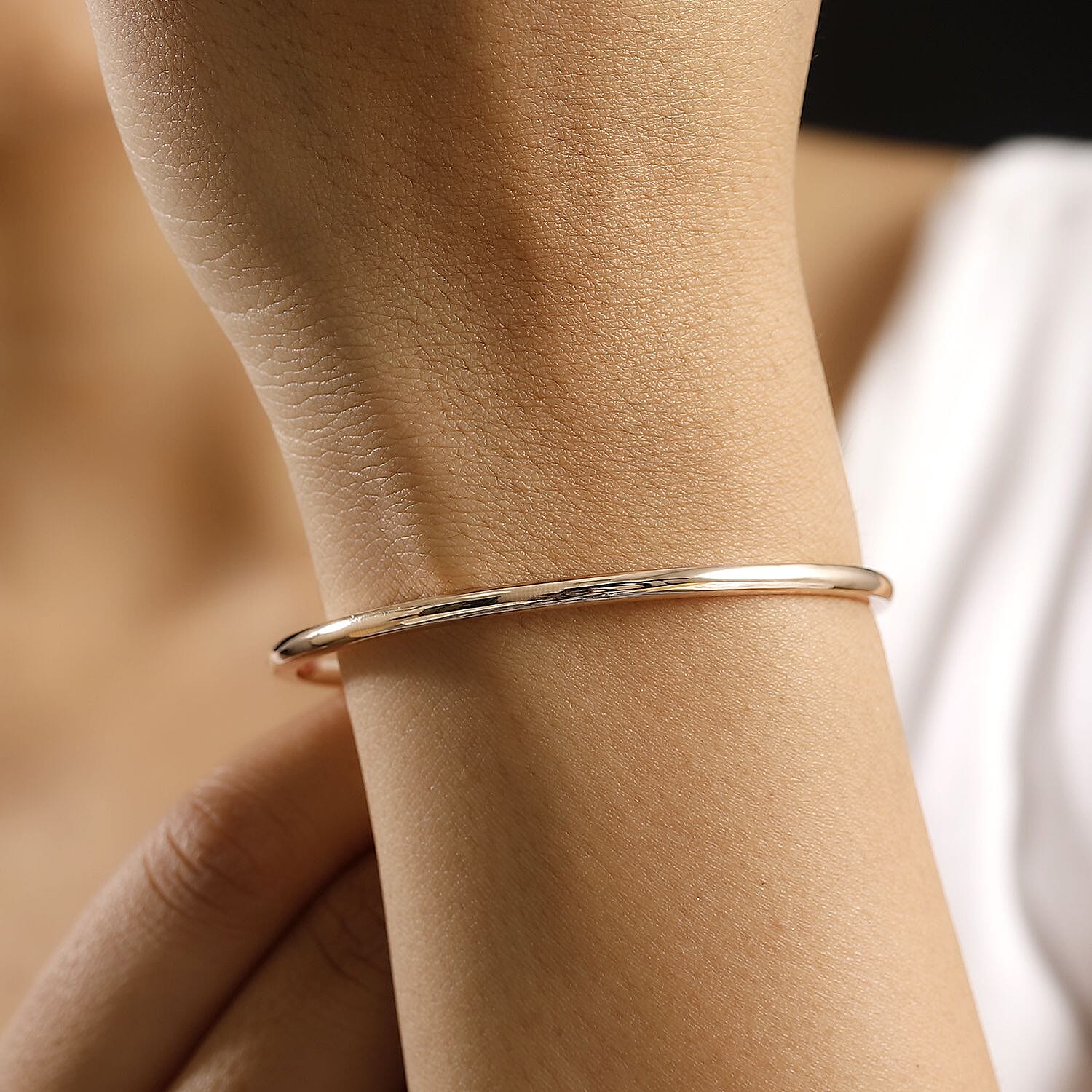 Luxoro Bangle Bracelet in 14K Rose Gold (7.25 In) 18.85 Grams