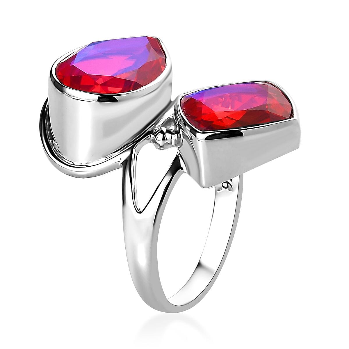 Sajen Silver Rainbow Pink Mystic Doublet Quartz 7.80 ctw Ring in Rhodium Over Sterling Silver (Size 9.0) image number 3
