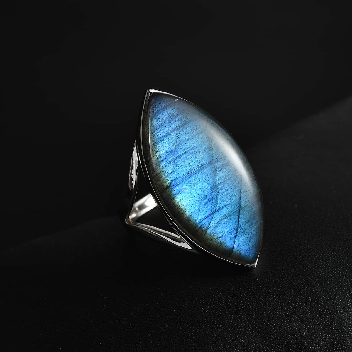 Labradorite  Ring in rhodium Sterling Silver 19.63 ctw image number 1