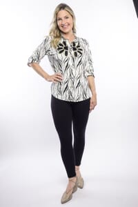 Tamsy White Zebra Crystal Leaf Button-Up Collared Blouse – S/M