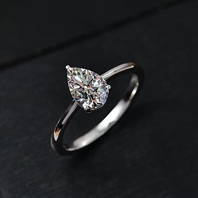 IGI Certified Luxuriant Lab Grown Diamond E-F VS 1.00 ctw Solitaire Ring in 10K White Gold (Size 6.0)