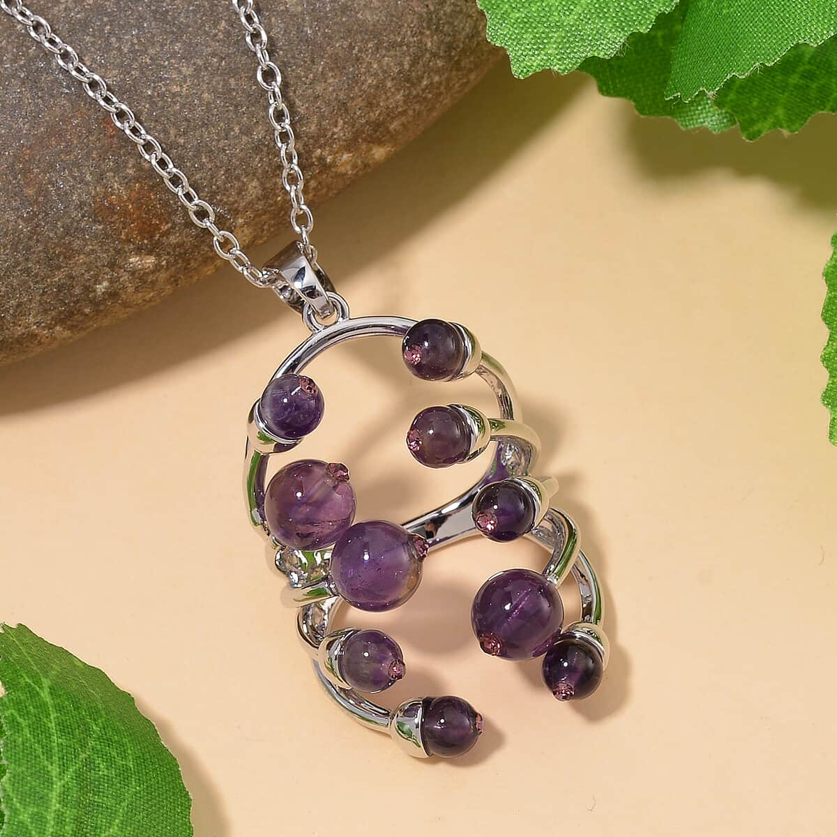 African Amethyst and Purple Austrian Crystal 3.00 ctw Pendant Necklace in Silvertone 20 Inches image number 1