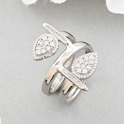 Clarte Tetris Collection Moissanite 0.55 ctw Ring in Sterling Silver (Size 10.0) 