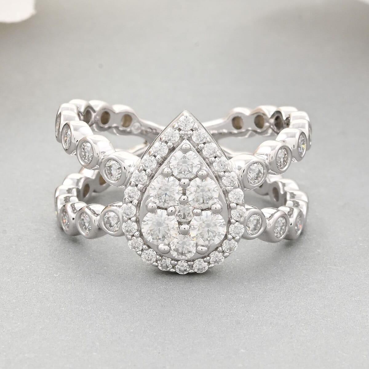 Clarte Sweetheart Pear Collection Moissanite 1.10 ctw Ring in Sterling Silver (Size 8.0)  image number 1