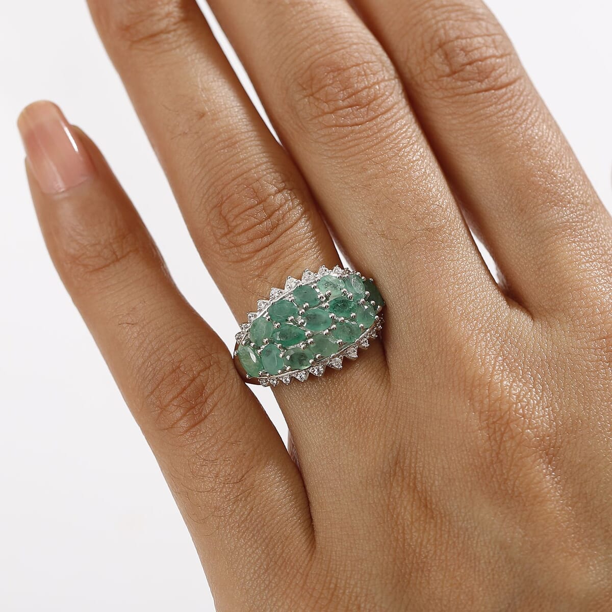 Brazilian Emerald and White Zircon Tiara Ring 3.50 ctw in Rhodium Over Sterling Silver (Size 6.0) image number 2