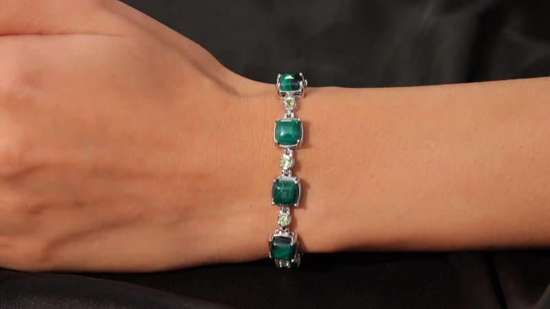 Karis African Malachite, Peridot Cluster Bracelet in Platinum Bond (8.00 In) 41.40 Carat Total Weight