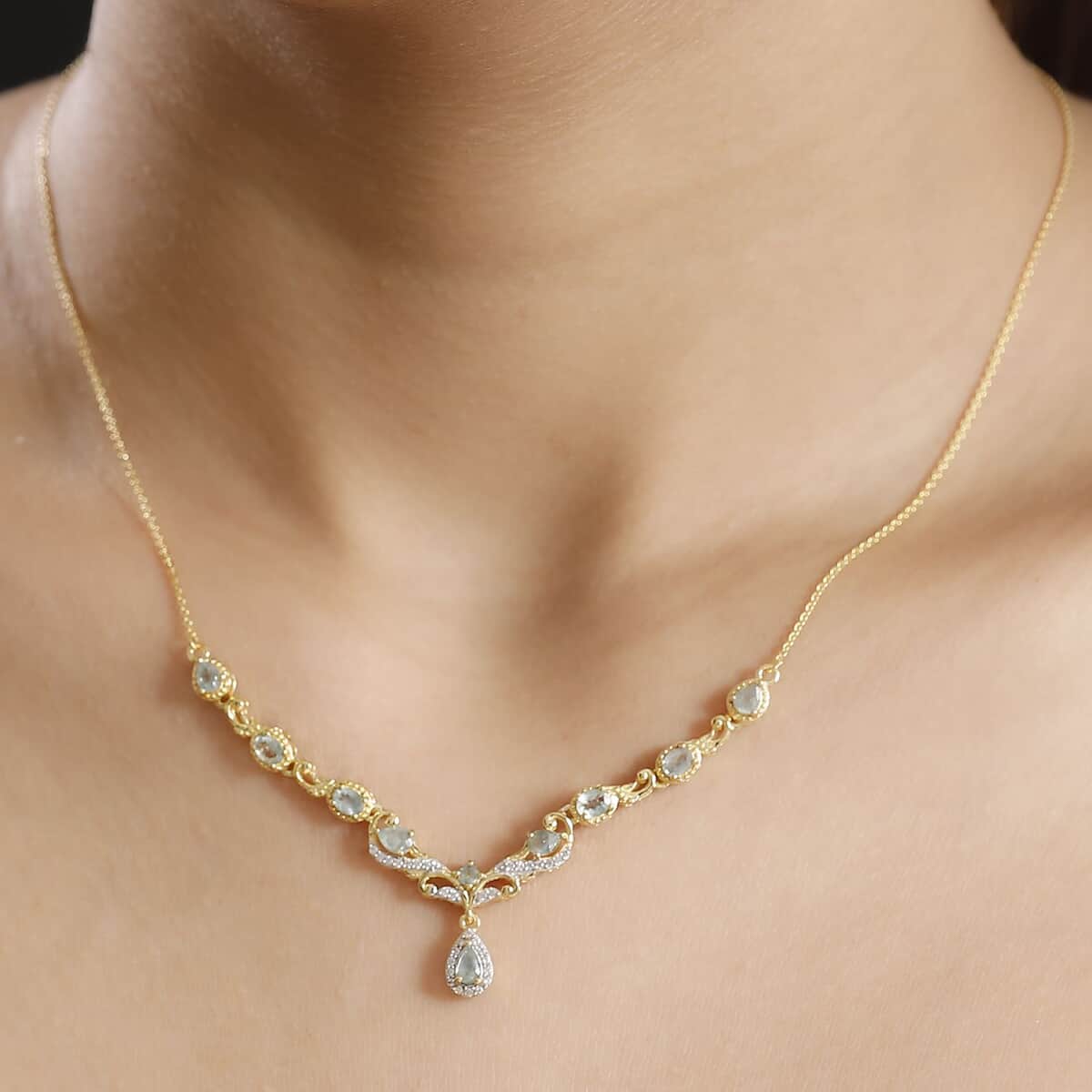 Narsipatnam Alexandrite and White Zircon 1.65 ctw Twilight Necklace in 18K Vermeil Yellow Gold Over Sterling Silver 18 Inches image number 2