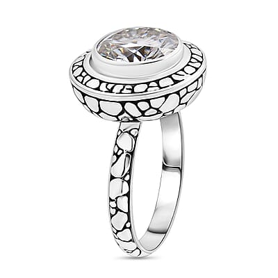Bali Legacy Moissanite 4.50 ctw Pebble Texture Ring in Sterling Silver (Size 10.0)