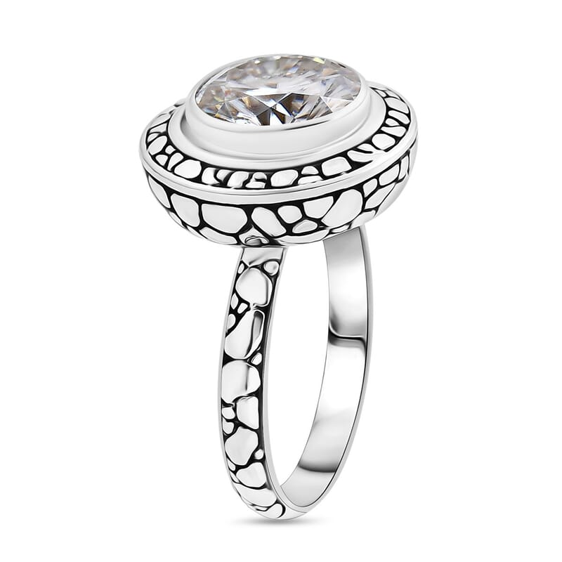 Bali Legacy Moissanite 4.50 ctw Pebble Texture Ring in Sterling Silver (Size 10.0)