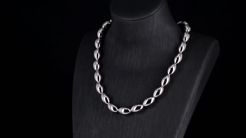 Oval Shape Beaded Necklace (18-20 Inches) in Silvertone