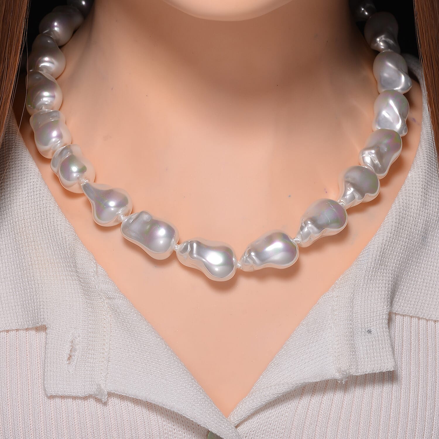 White Shell Pearl Necklace 20 Inches in Stainless Steel