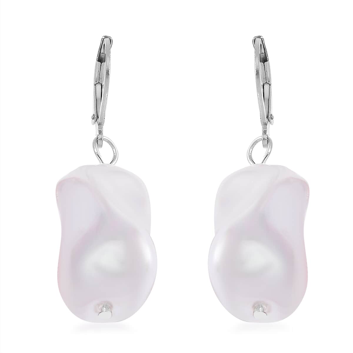 Doorbuster White Shell Pearl Earrings in Stainless Steel image number 0