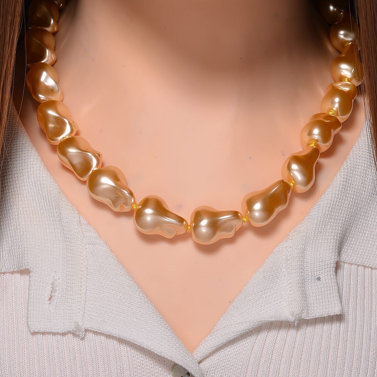 Golden Shell Pearl Necklace 20 Inches in Stainless Steel image number 1