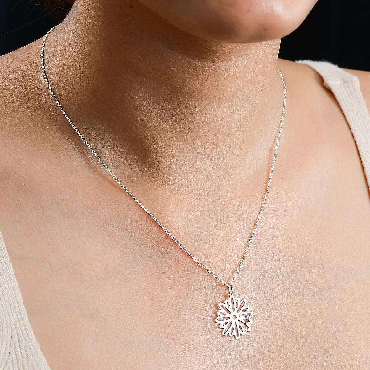 Necklace in Sterling Silver 2.50 Grams 20 Inches image number 2