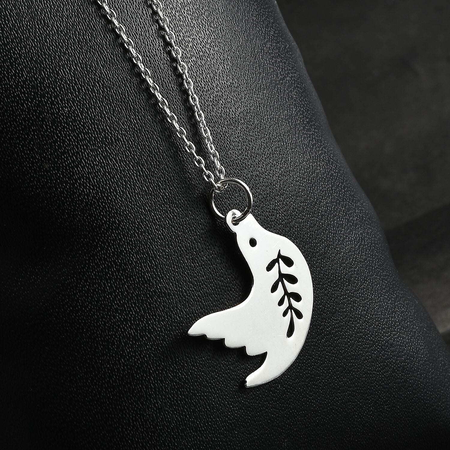 Dov Necklace in Sterling Silver 2.50 Grams 18 Inches