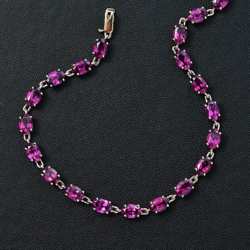 Luxoro Premium Radiant Ember Garnet 13.50 ctw Link Bracelet in 10K Yellow Gold (7.25 In)