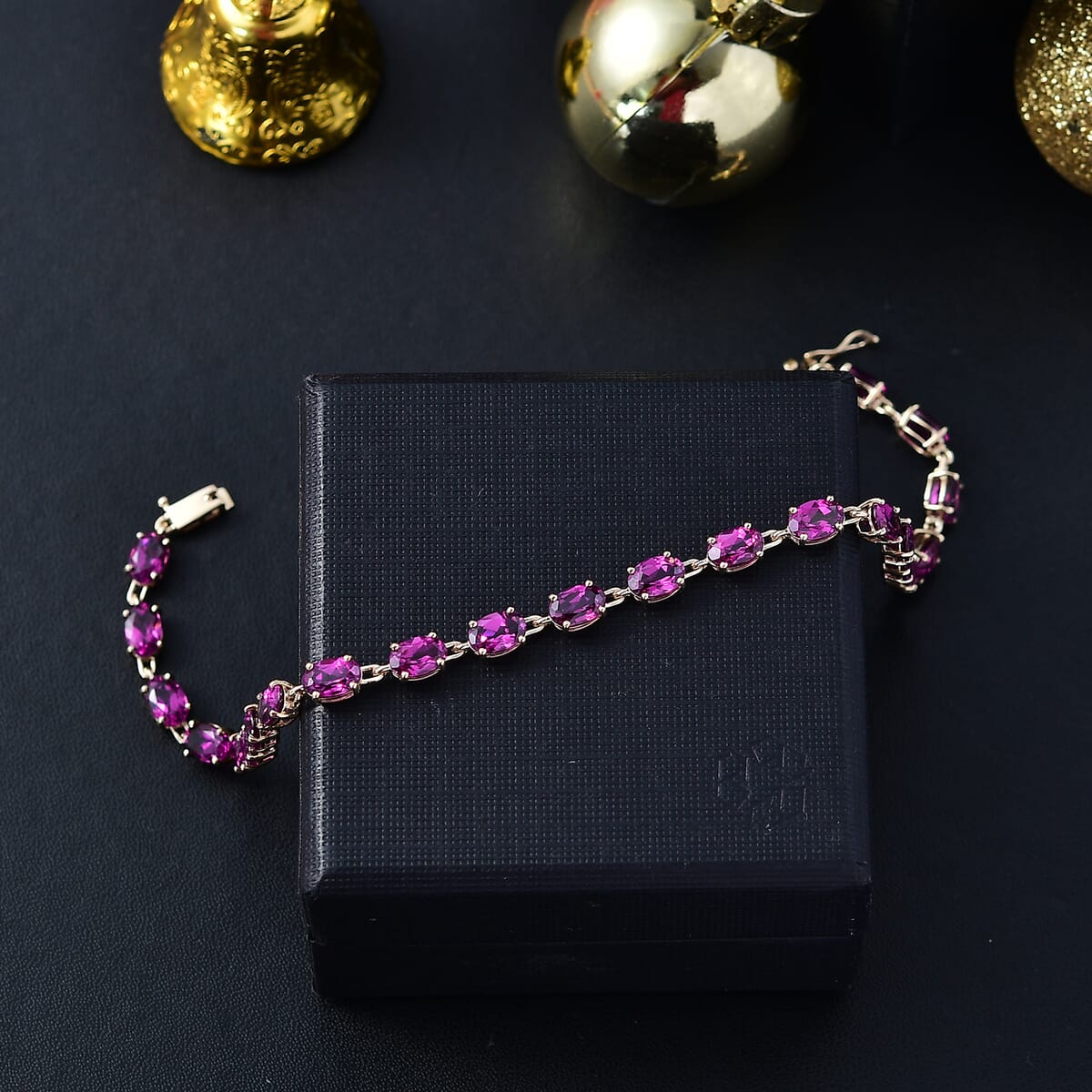 Luxoro Premium Radiant Ember Garnet 14.75 ctw Link Bracelet in 10K Yellow Gold (8.00 In) image number 1