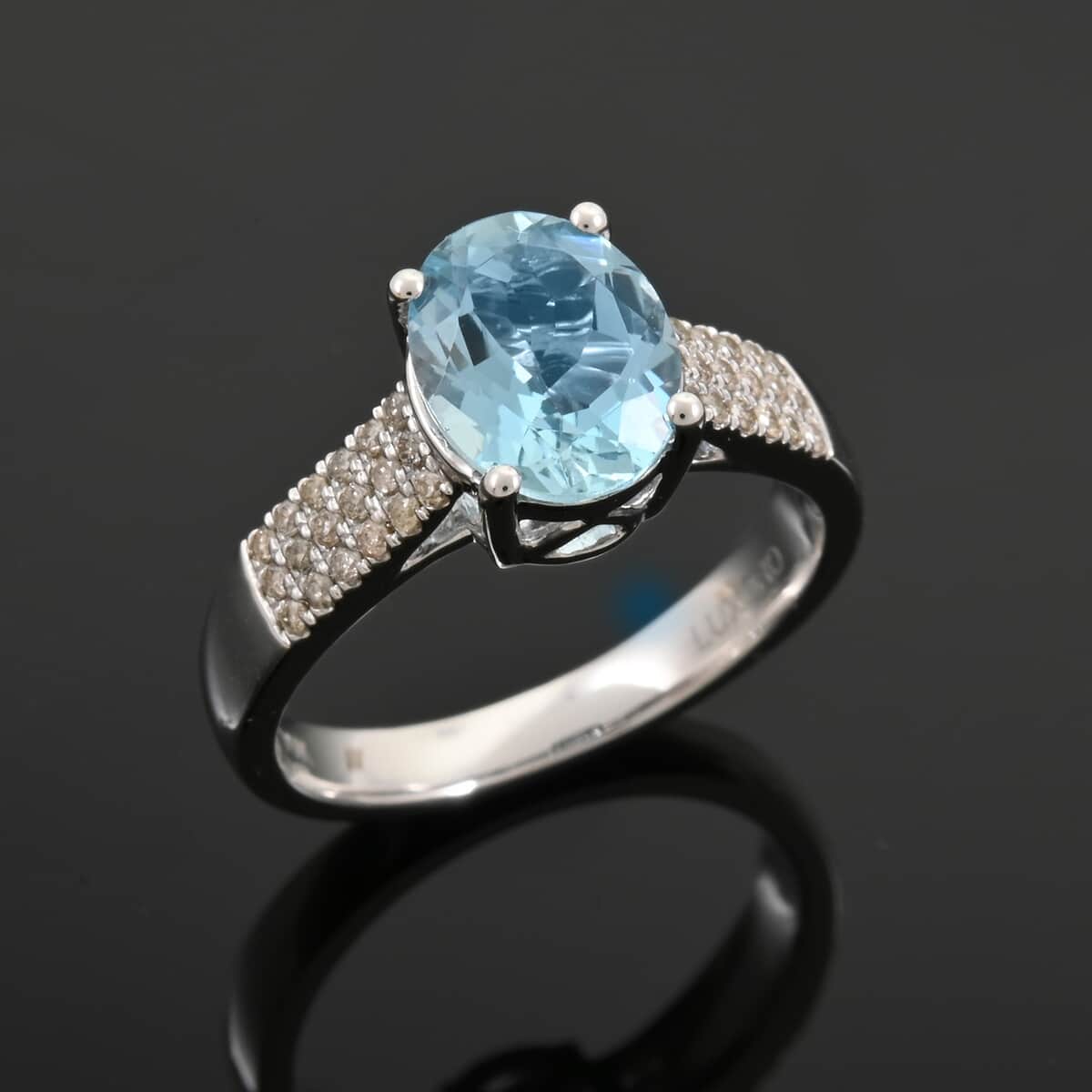 Certified & Appraised Luxoro AAA Santa Maria de Itabira Aquamarine and G-H I2 Diamond 1.75 ctw Ring in 10K White Gold (Size 6.0) image number 1