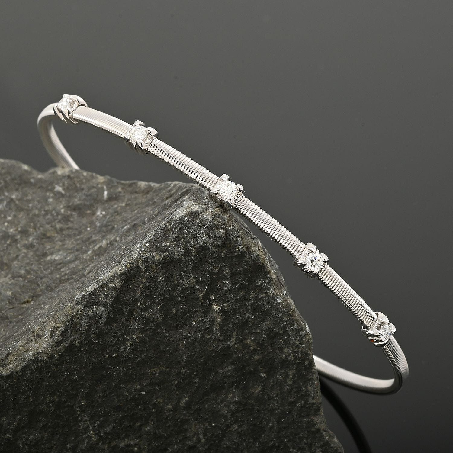 14K White Gold - Product card gallery slide 2 (10145828274459)