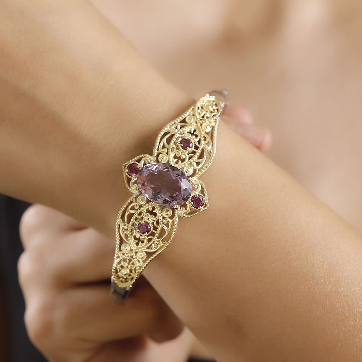 Karis Rose De France Amethyst and Orissa Rhodolite Garnet 13.40 ctw Bangle Bracelet in 18K YG Plated and Platinum Bond (7.25 In) image number 2