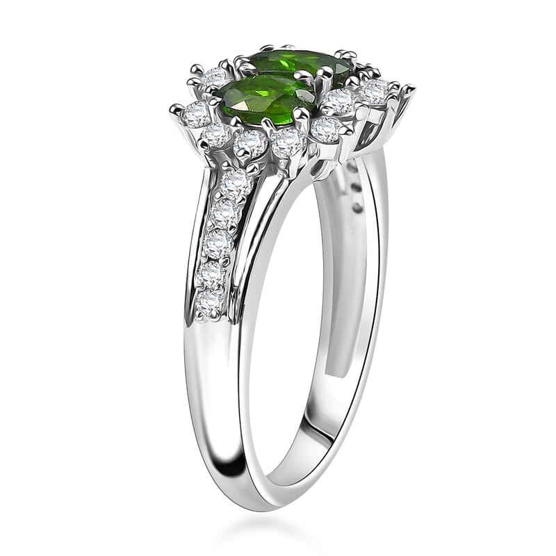 D'Joy Chrome Diopside and White Zircon 1.65 ctw Blooming Flower Ring in Rhodium Over Sterling Silver (Size 8.0)