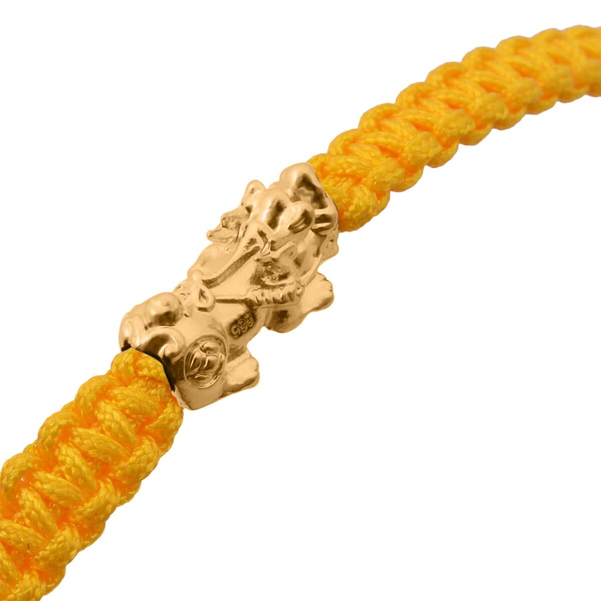 24K Yellow Gold Pixiu Bracelet in Yellow Cord Adjustable image number 4