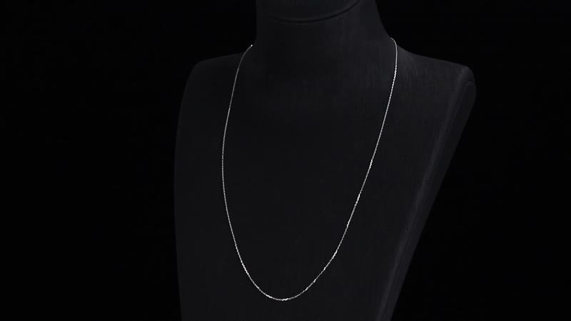 0.76mm Clip Chain Necklace in 950 Platinum 2.10 Grams 20 Inches