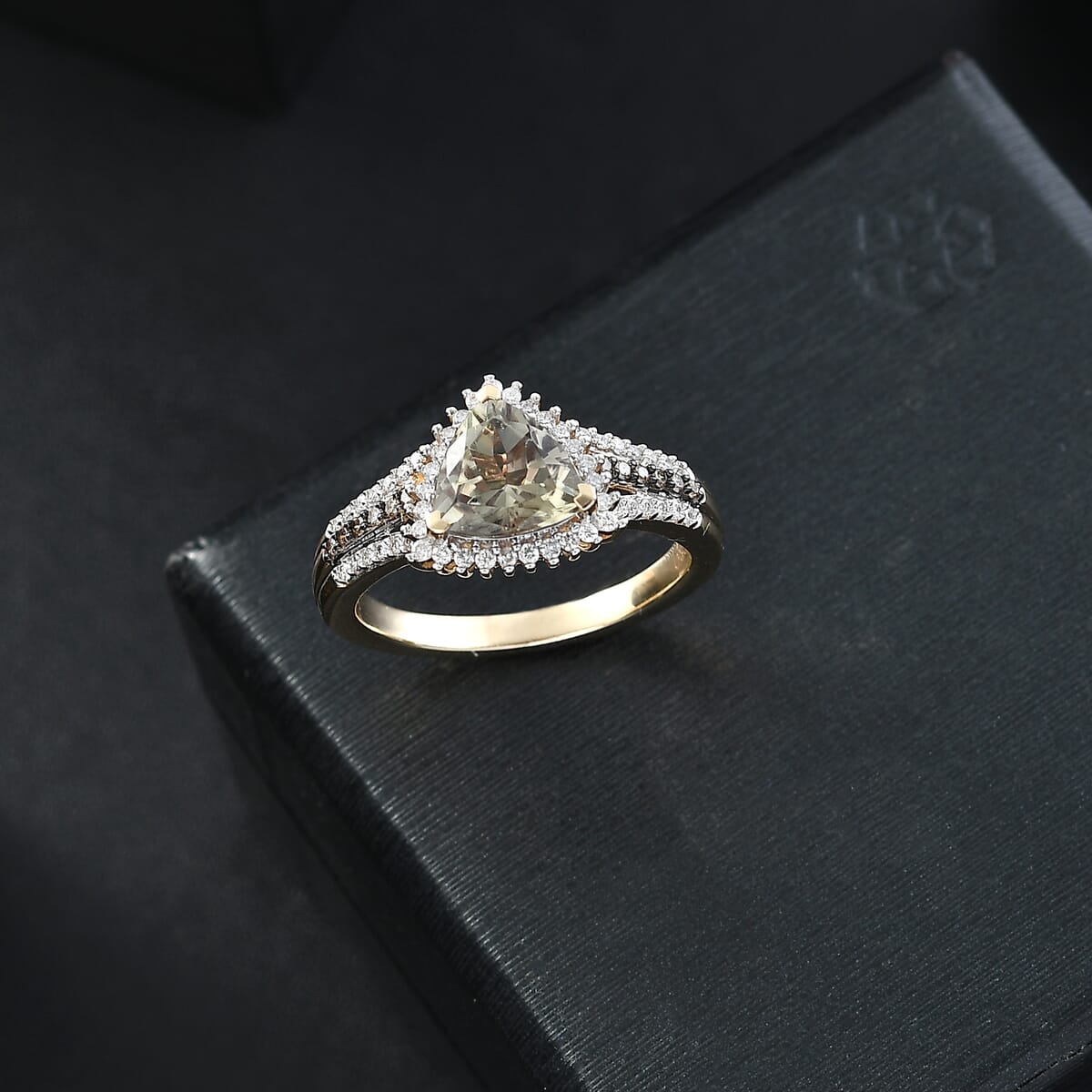 Luxoro AAA Turkizite, I2 Natural Champagne and Diamond 2.35 ctw Vintage Luxe Ring in 14K Yellow Gold (Size 6.0) image number 1