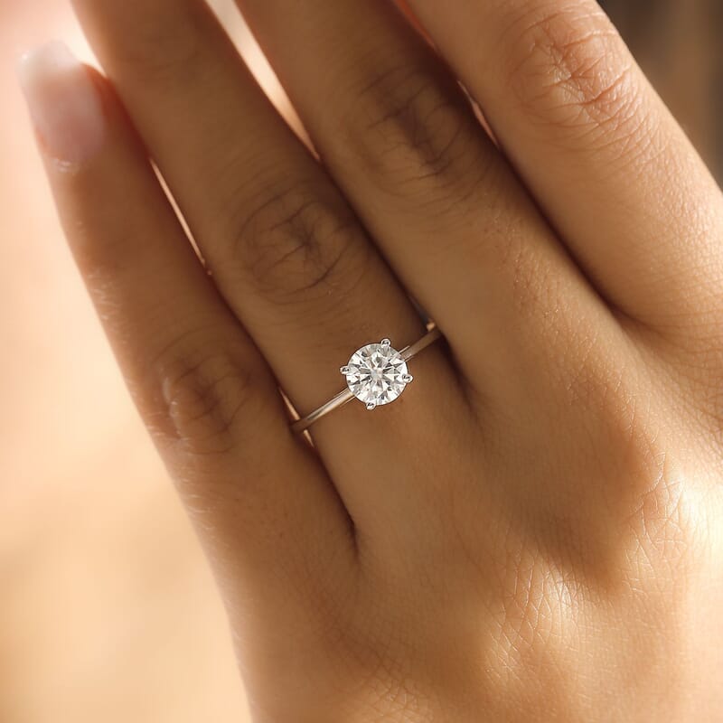 D'Joy Moissanite 0.90 ctw Solitaire Ring in Rhodium Over Sterling Silver (Size 10.0)