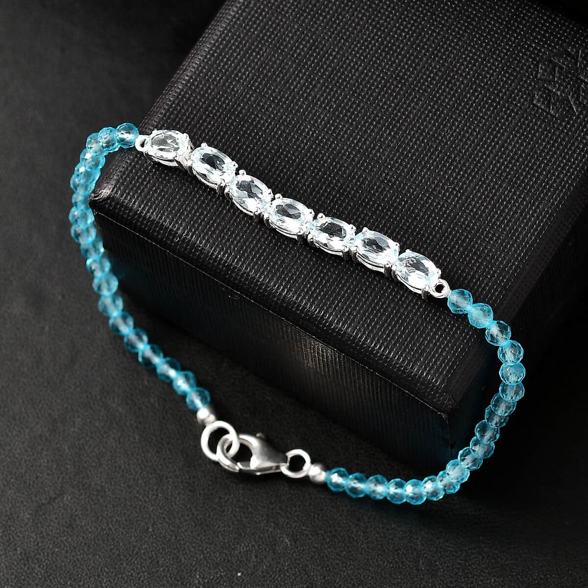 Sky Blue Topaz and Betroka Blue Apatite 13.40 ctw Bracelet in Sterling Silver (7.25 In) image number 1