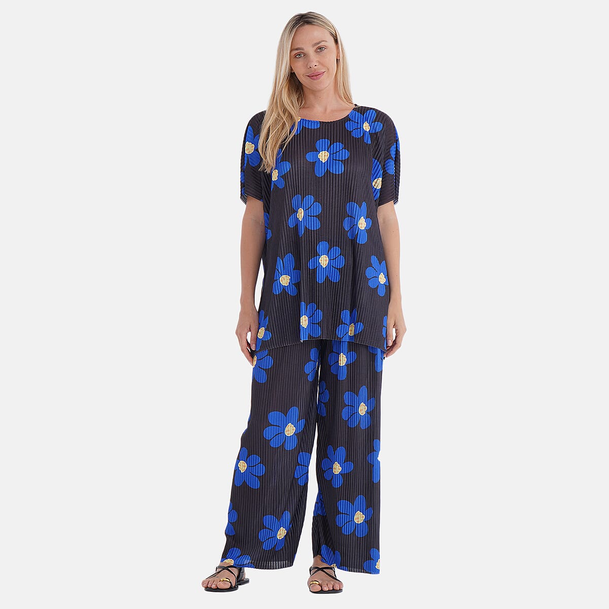 Tamsy Blue Daisy 2 Piece Pleated Polyester Top and Bottom Set - One Size Fits Most image number 0