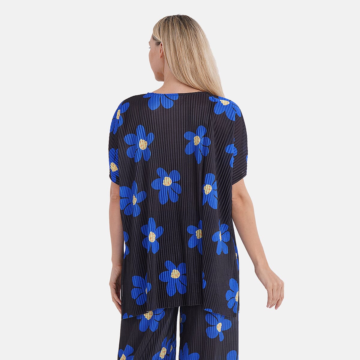 Tamsy Blue Daisy 2 Piece Pleated Polyester Top and Bottom Set - One Size Fits Most image number 3