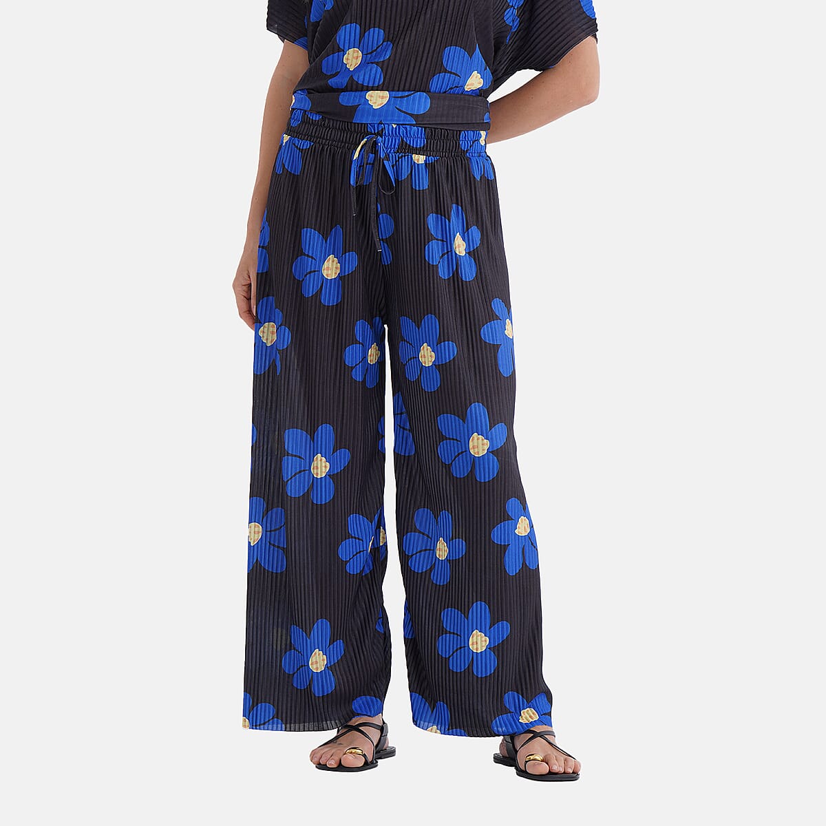 Tamsy Blue Daisy 2 Piece Pleated Polyester Top and Bottom Set - One Size Fits Most image number 5