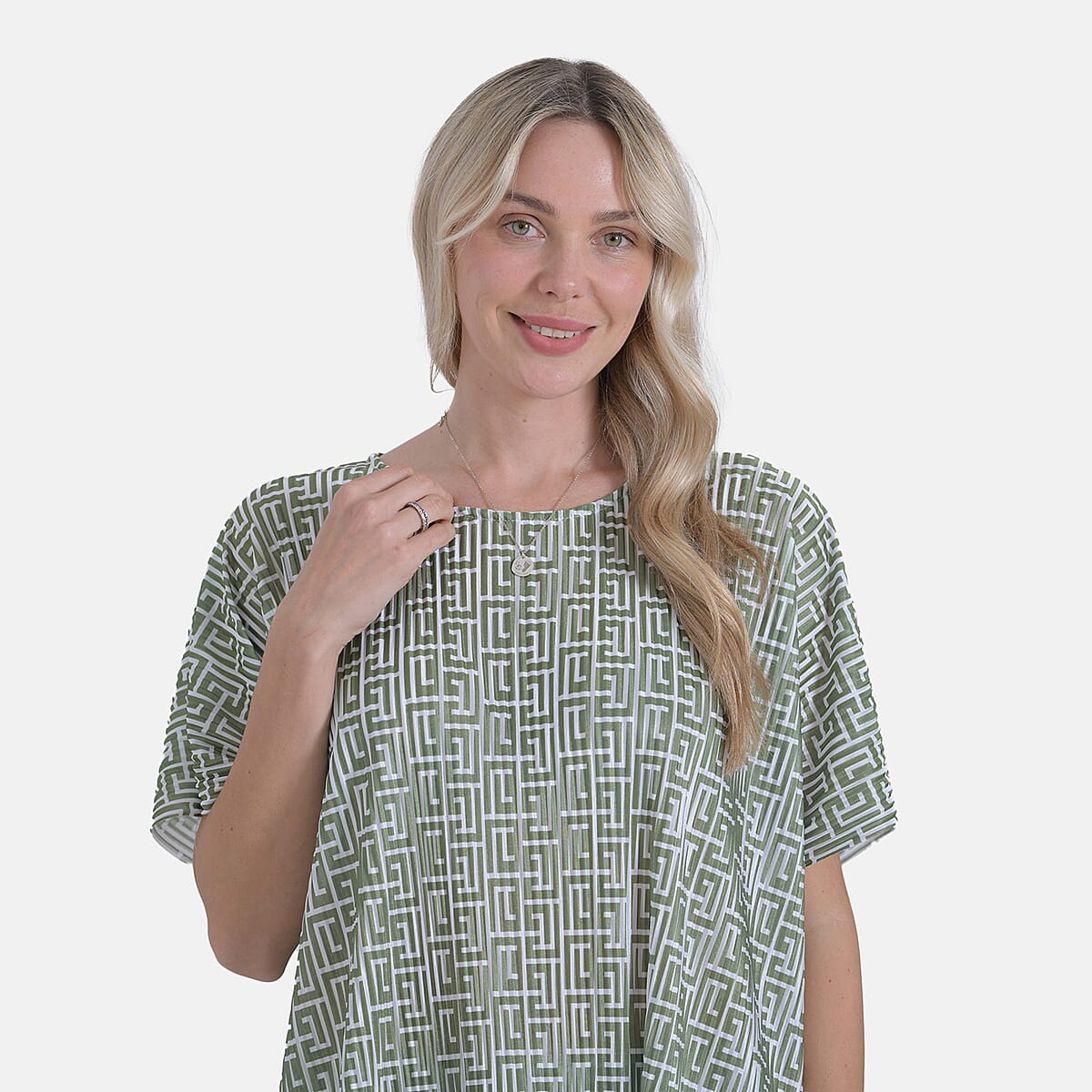 Tamsy Green Geometric 2 Piece Pleated Polyester Top and Bottom Set - One Size Fits Most image number 4