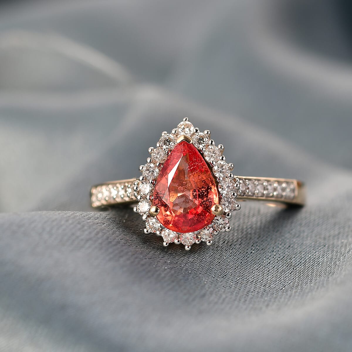 Certified & Appraised Luxoro AAA Padparadscha Sapphire (BT) 8.0) and I2 Diamond 1.85 ctw Halo Ring in 14K Yellow Gold (Size 8.0) image number 1