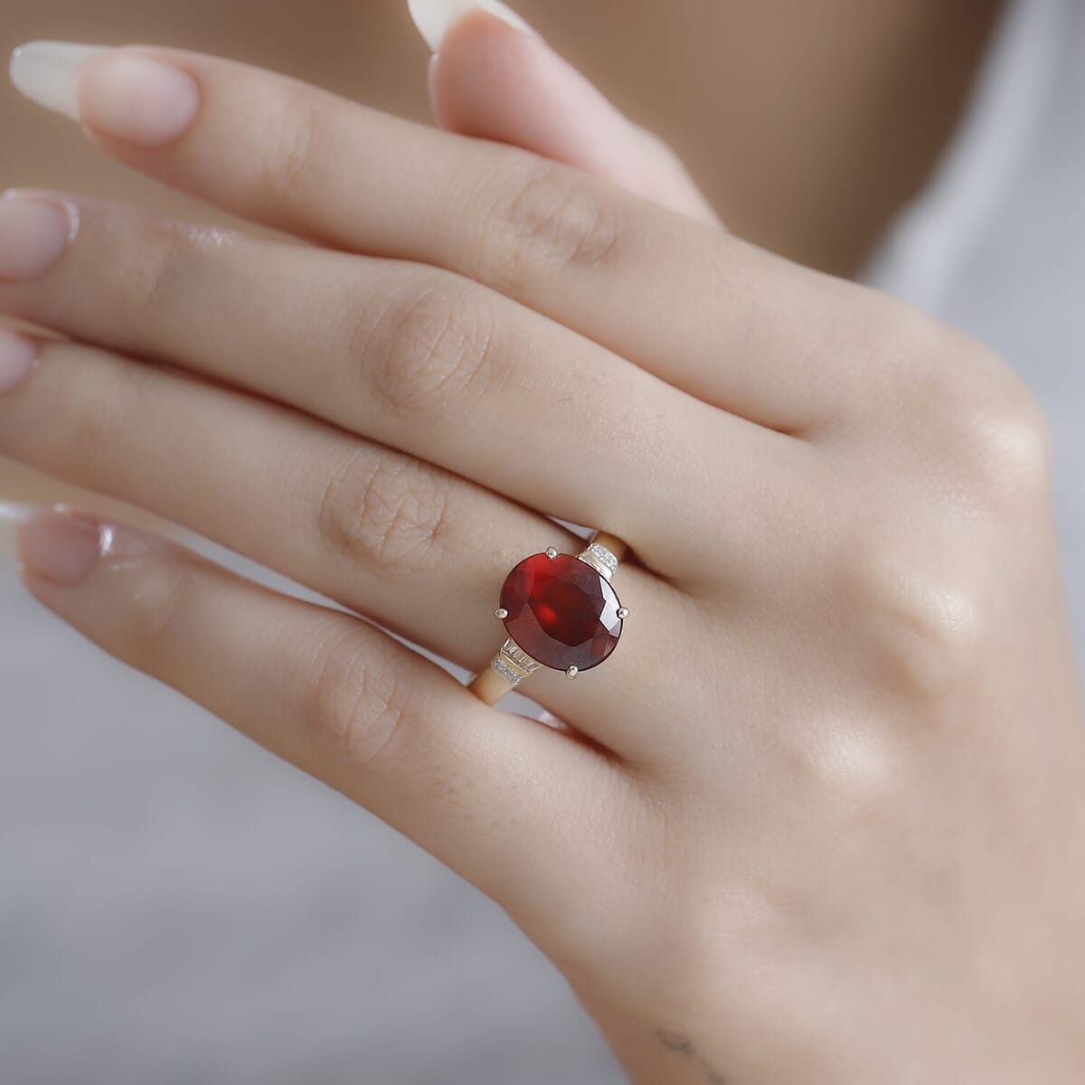 Luxoro Premium Ceylon Hessonite Garnet and G-H I2 Diamond 6.00 ctw Ring in 10K Yellow Gold (Size 9.5) 4.50 Grams (Del. in 10-12 Days) image number 2