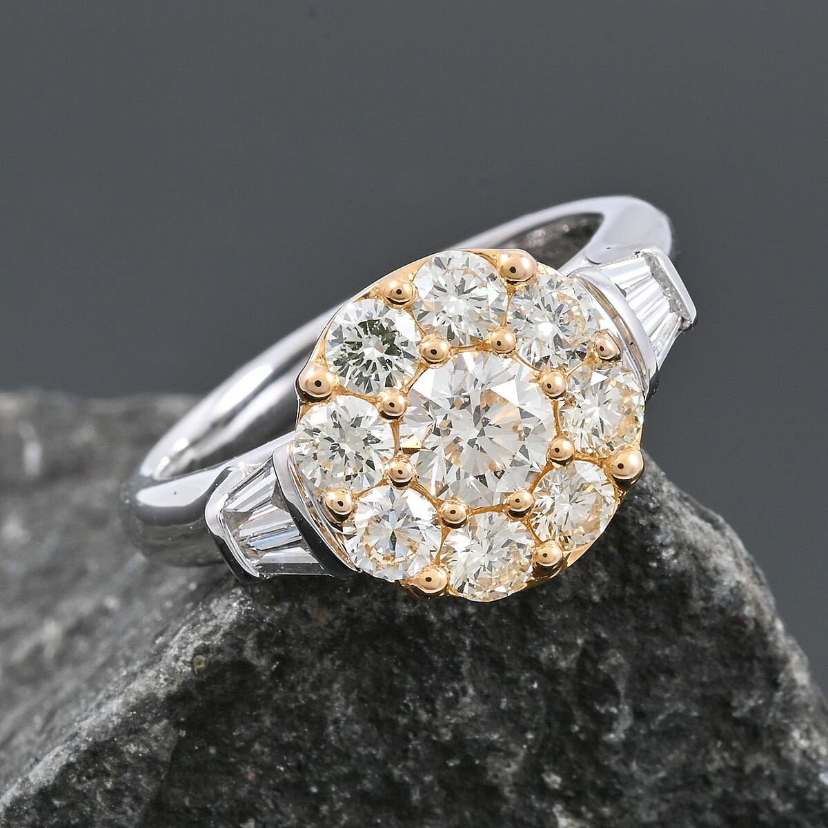 Modani 950 Platinum and 18K Yellow Gold Yellow and White Diamond Ring (Size 7.0) (8.55 g) 1.65 ctw image number 1