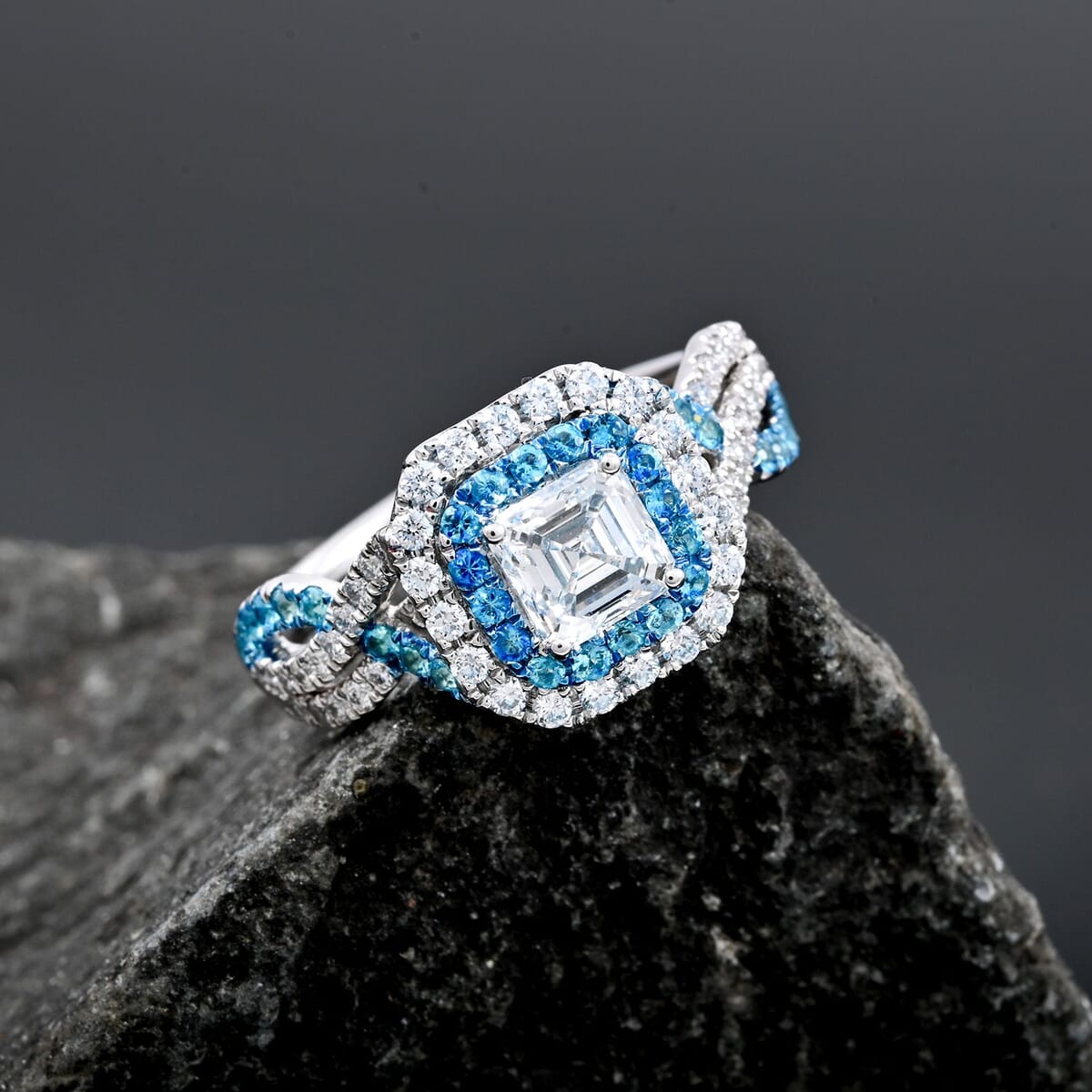 Modani White Diamond F VS and Paraiba Tourmaline 1.35 ctw Ring in 950 Platinum (Size 8.0) 5.40 Grams image number 1