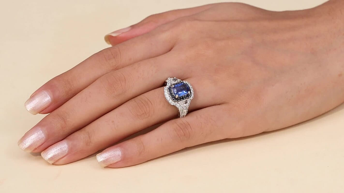 D'Joy Hebei Peridot and Multi Gemstone 4.30 ctw Ring in Rhodium Over Sterling Silver (Size 10.0)