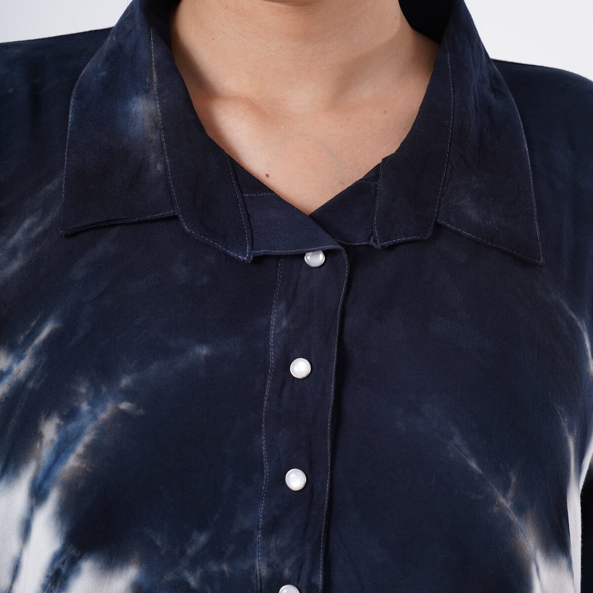 Tamsy Navy Tie Dye Kaftan with Collar and Front Buttons - One Size Fits Most image number 6