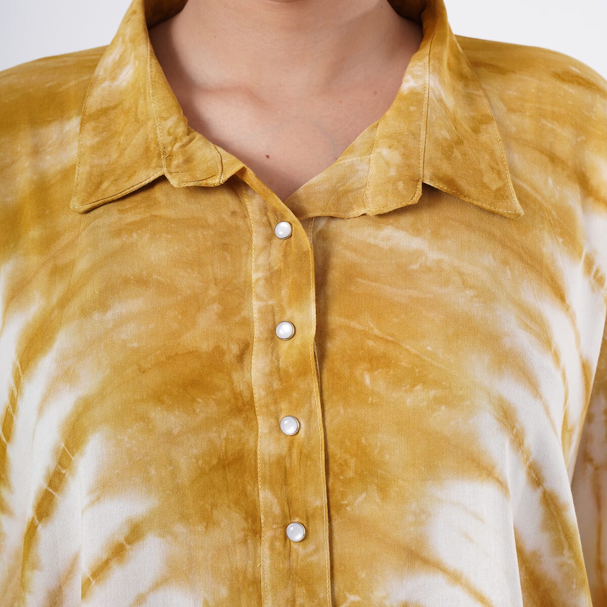 Tamsy Tan Tie Dye Kaftan with Collar and Front Buttons - One Size Fits Most image number 5
