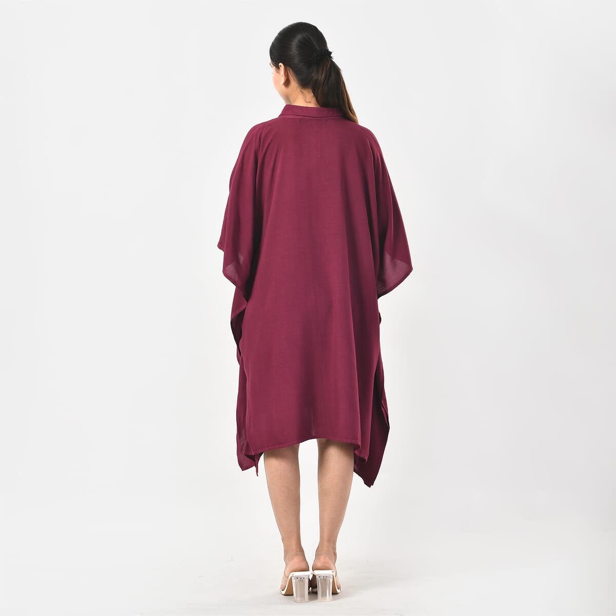 Tamsy Magenta Kaftan with Collar and Front Buttons - One Size Fits Most image number 4